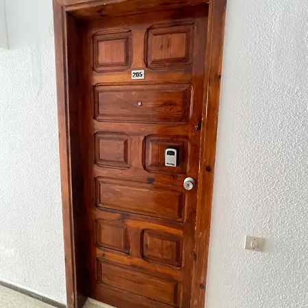 Cris Sol 205 아로나